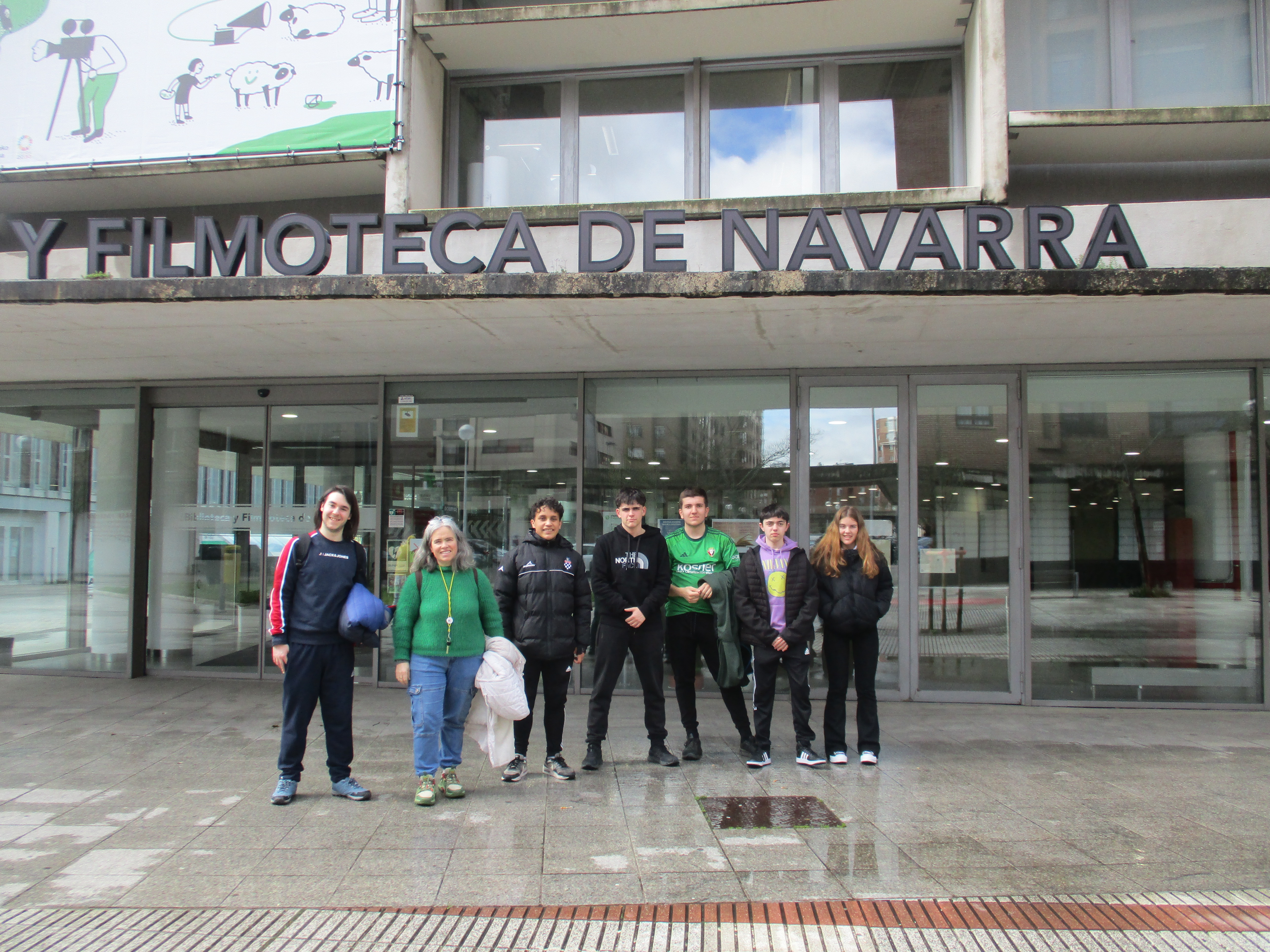 Avec des étudiants de premier cycle en administration à Pampelune à la Bibliothèque de Navarre